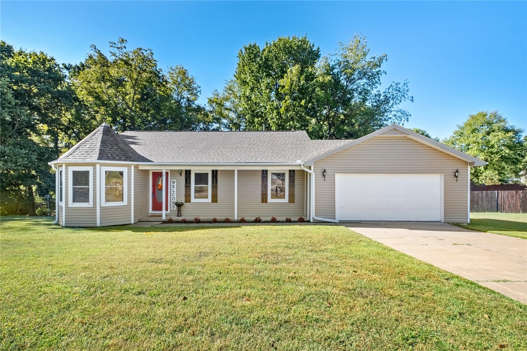 Elizabeth Dr, Springdale, AR 72764