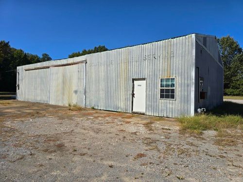 595 Highway 1, Wynne, AR, 72396-8133 | Card Image