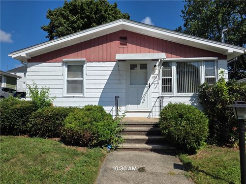 223 Wallace St, Providence, RI, 02909-3815 | Card Image