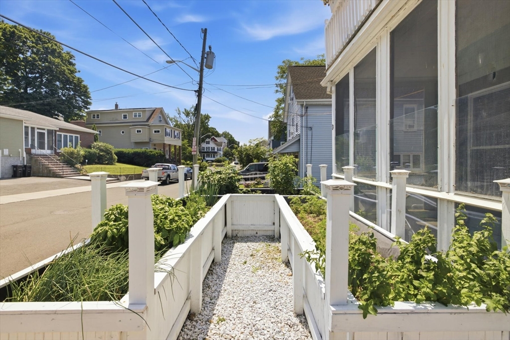 Residential Income in Malden 4