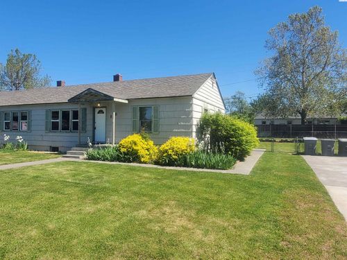 326 Douglass Ave, Richland, WA, 99352-4313 | Card Image