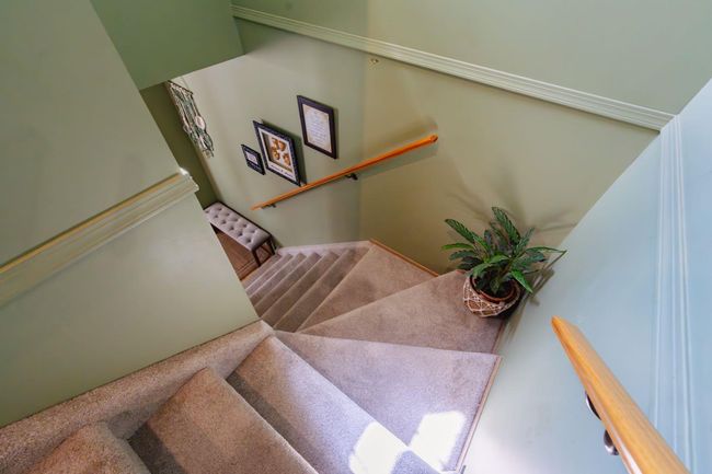 24 Laguna Close Ne, House other with 4 bedrooms, 3 bathrooms and 2 parking in Calgary AB | Image 15