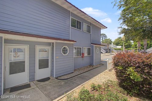100-1664 Beach Boulevard, Biloxi, MS, 39531 | Card Image