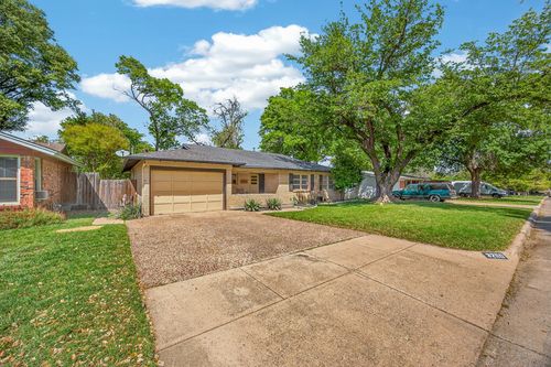 3200 Medina Ave, Fort Worth, TX, 76133-1637 | Card Image