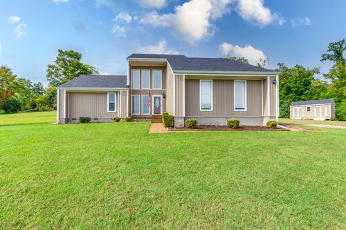 901 Heather Ln, Columbia, TN, 38401-6750 | Card Image