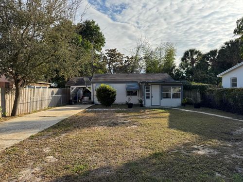 416 58th St, West Palm Beach, FL, 33407-2518 | Card Image