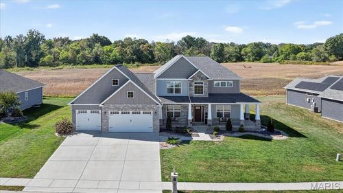 8924 Rock Creek Dr, Saint Jacob, IL, 62281-2500 | Card Image