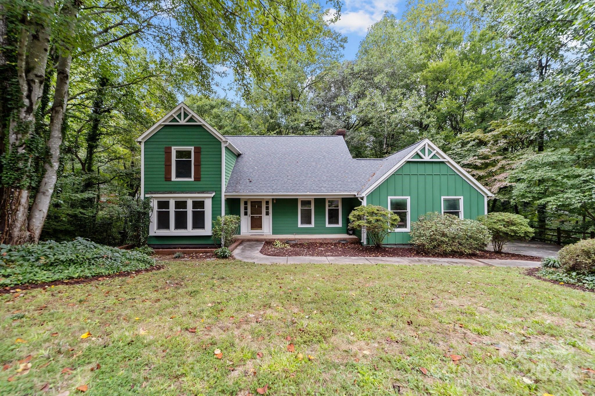 Stoney Crest Ct, Mooresville, NC 28115