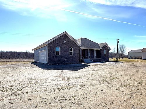 11023 Brandon Rd, Emmett, MI, 48022-4401 | Card Image