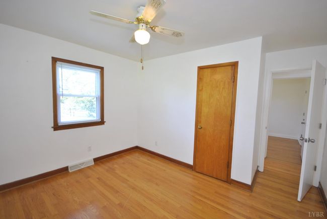 112 Half Moon Ln, House other with 3 bedrooms, 3 bathrooms and null parking in Rustburg VA | Image 17