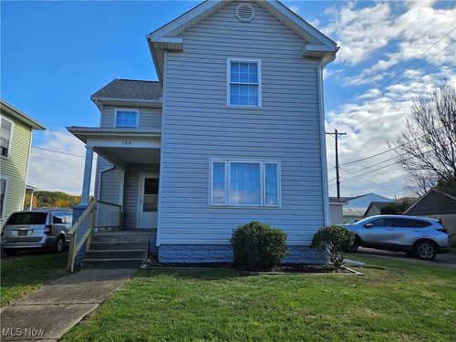 124 N 12th St, Coshocton, OH, 43812-1759 | Card Image