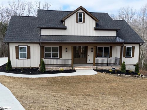 129 Karla Ct, Fountain Inn, SC, 29644-8423 | Card Image