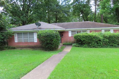705 College St, Shreveport, LA, 71104-2227 | Card Image