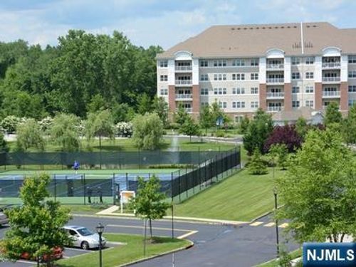 9402 Warrens Way, Wanaque, NJ, 07465-1647 | Card Image