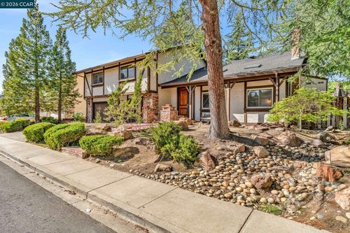 1897 1897 Camino Estrada, Concord, CA, 94521 | Card Image