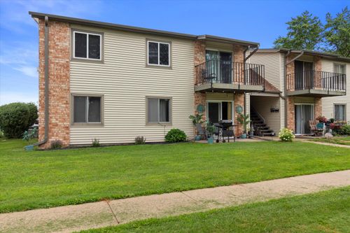 1151713 Armada Dr, Germantown, WI, 53022 | Card Image
