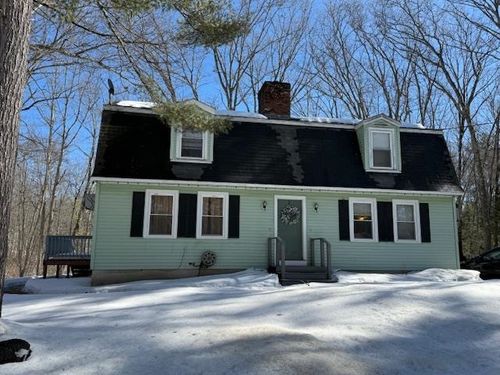 a-6 Clover Court, Raymond, NH, 03077 | Card Image