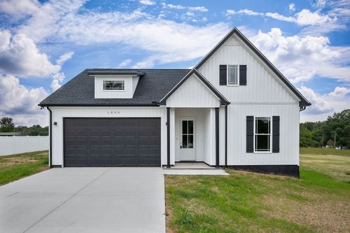 1095 Arch Cope Rd, Morrison, TN, 37357-5592 | Card Image