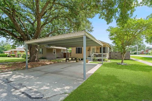 238 Whitehead Blvd, Port Allen, LA, 70767-3068 | Card Image