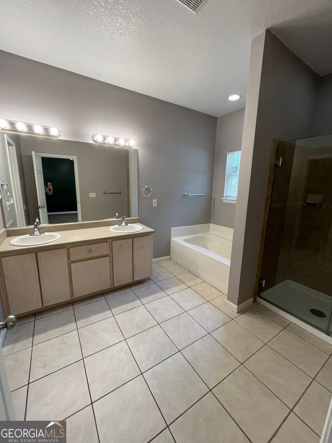 202 Royal Palms Ave, Home with 3 bedrooms, 2 bathrooms and null parking in Kingsland GA | Image 24