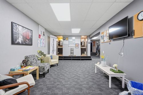 80 Albert St, Clinton, ON, N0M1L0 | Card Image