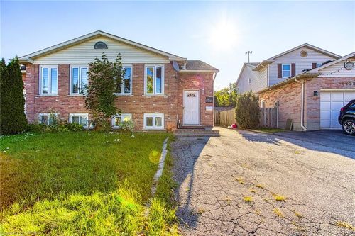 6548 Laguna Crt, Niagara Falls, ON, L2H2W3 | Card Image