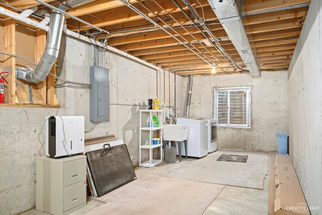 420 Windsor Dr, Home with 3 bedrooms, 3 bathrooms and null parking in Oswego IL | Image 23