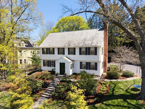 216 Waverley Ave, Newton, MA, 02458-2422 | Card Image