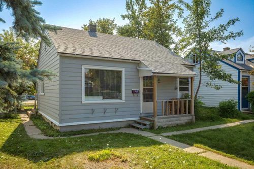 1409 19 Avenue Nw, Calgary, AB, T2M1A7 | Card Image