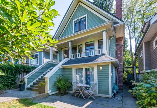816 E 30th Ave, Vancouver, BC, V5V2W1 | Card Image