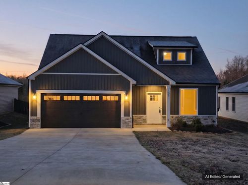 138 Lowe Rd, Chesnee, SC, 29323-9151 | Card Image