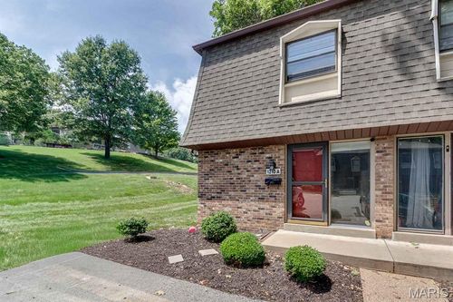 a-1210 Wicklow Rd, Ballwin, MO, 63021-5681 | Card Image