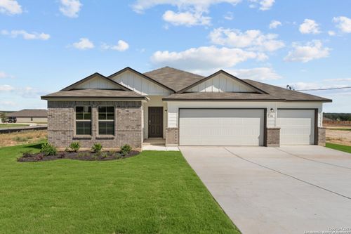 116 Cheyenne Dr, Floresville, TX, 78114-0106 | Card Image