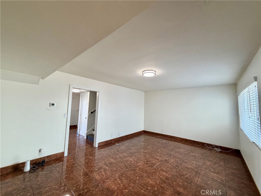 Residential Lease in Los Angeles 3