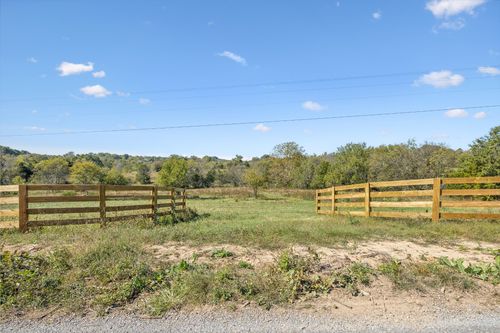 1 Double Branch Rd, Columbia, TN, 38401 | Card Image
