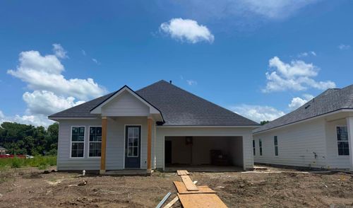 9058 Parkway Dr, Baton Rouge, LA, 70810-7015 | Card Image