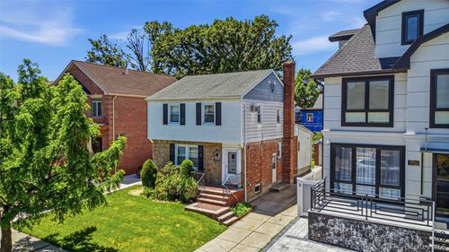 80-46 213th Street, New York, NY, 11427 | Card Image