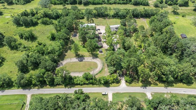 Racetrack to the left on the property | Image 26