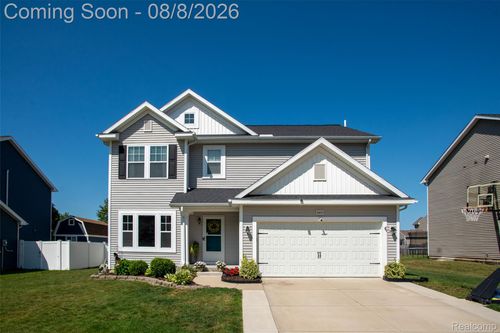 3677 Amber Oaks Dr, Howell, MI, 48855-7106 | Card Image