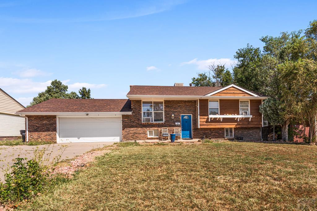 Macalester Rd, Pueblo, CO 81001