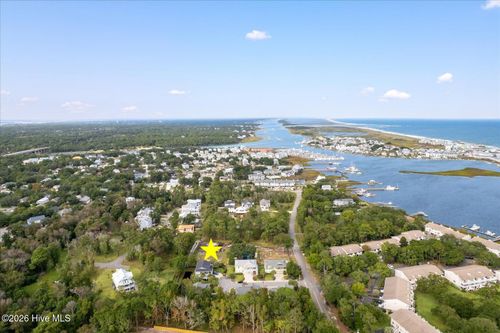 113 Reef Road, Carolina Beach, NC, 28428 | Card Image