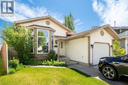 27 Erin Green Pl Se, Calgary, AB, T2B3C2 | Card Image
