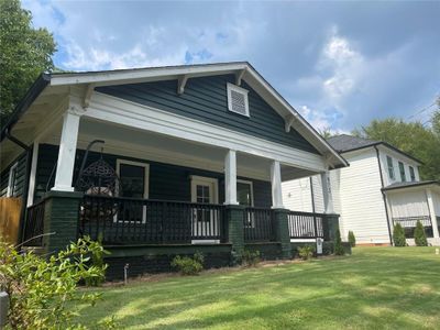 973 Parsons Street Sw, House other with 3 bedrooms, 2 bathrooms and null parking in Atlanta GA | Image 2