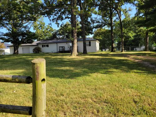 17909 Locust Rd, Neosho, MO, 64850-7331 | Card Image