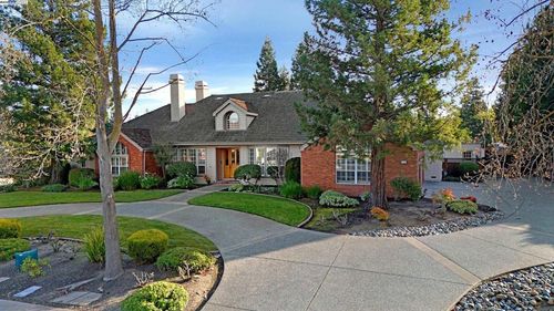 2215 Chardonnay Way, Livermore, CA, 94550-6158 | Card Image