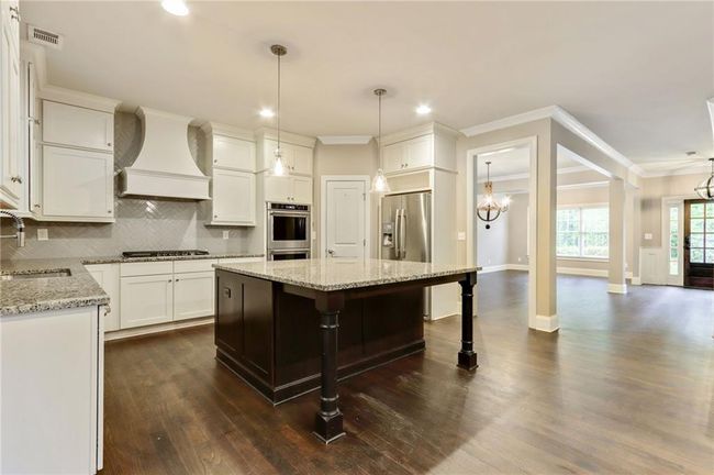 3821 Chamblee Dunwoody Rd, House other with 5 bedrooms, 5 bathrooms and 4 parking in Chamblee GA | Image 5