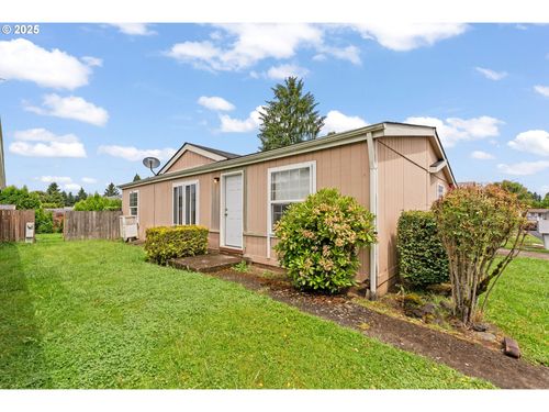 32-1111 Se 3rd Ave, Canby, OR, 97013-4555 | Card Image