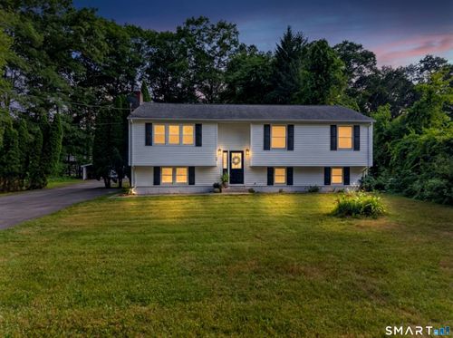 70 Lisbon Hts, Lisbon, CT, 06351-2916 | Card Image