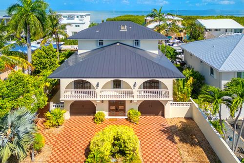 27 Evergreen Ave, Key West, FL, 33040-6244 | Card Image