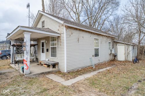 205 W Jacob St, Greencastle, IN, 46135-1243 | Card Image